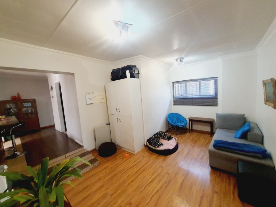 5 Bedroom Property for Sale in Elardus Park Gauteng