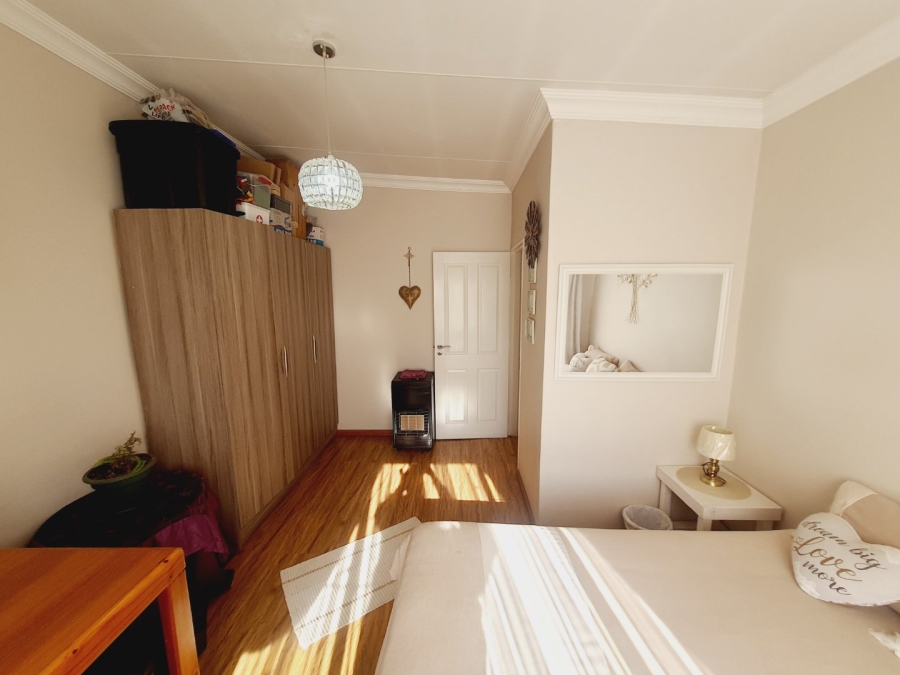 5 Bedroom Property for Sale in Elardus Park Gauteng