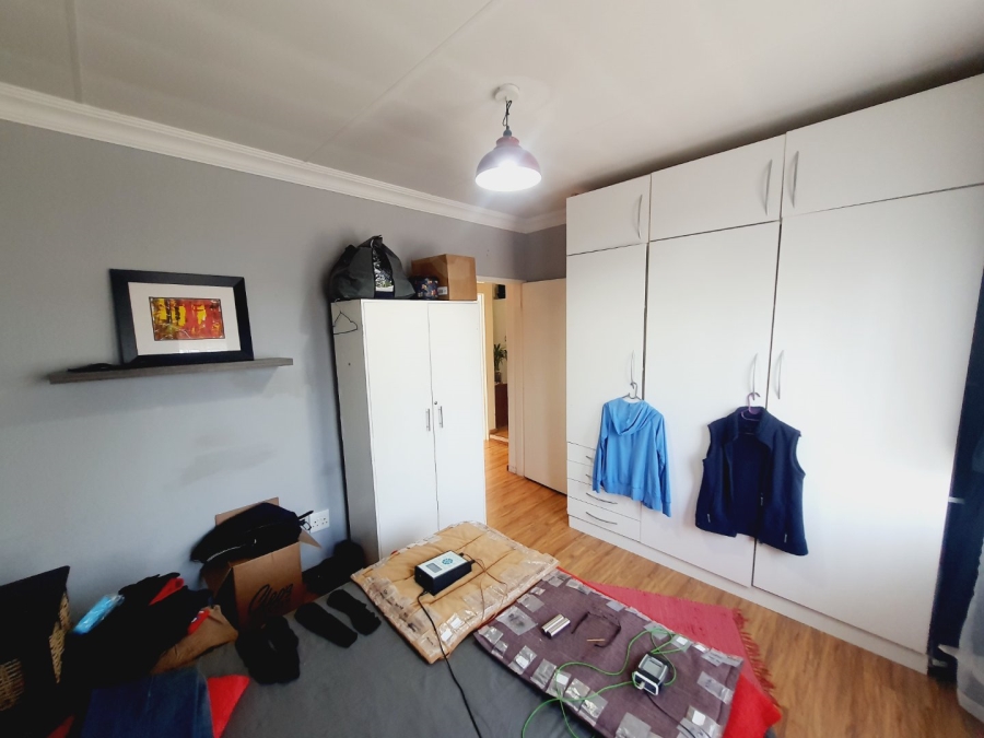 5 Bedroom Property for Sale in Elardus Park Gauteng