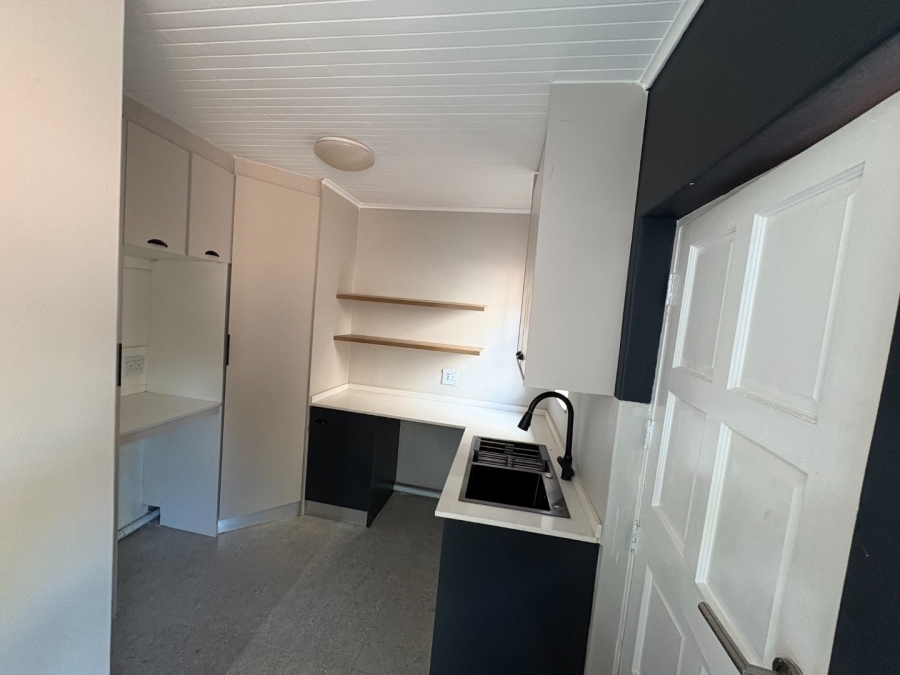 4 Bedroom Property for Sale in Garsfontein Gauteng