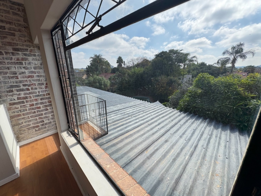 4 Bedroom Property for Sale in Garsfontein Gauteng