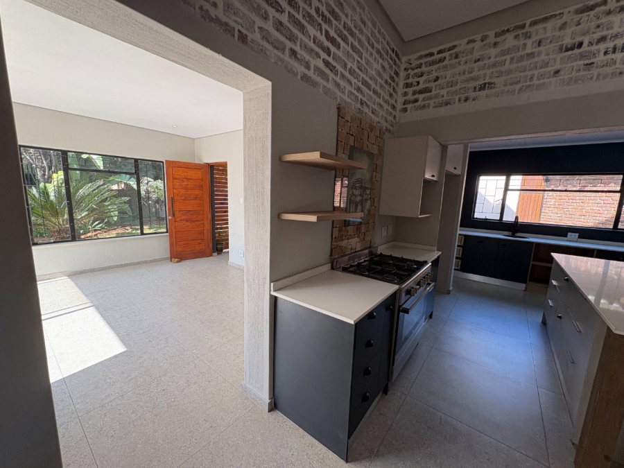 4 Bedroom Property for Sale in Garsfontein Gauteng
