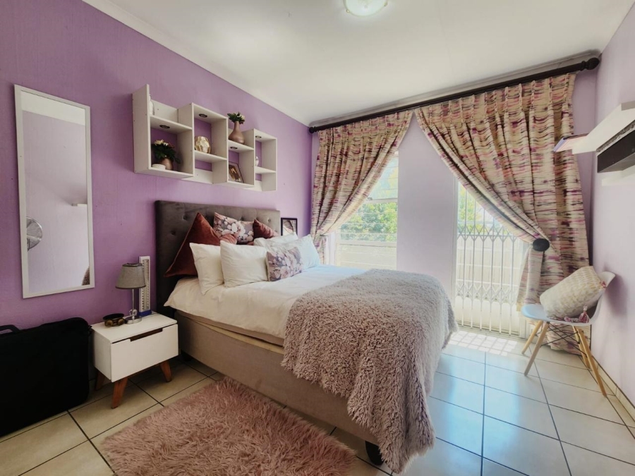 To Let 3 Bedroom Property for Rent in Robindale Gauteng