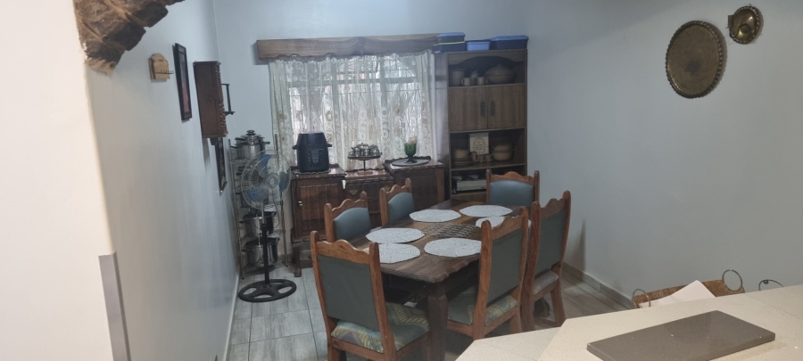 5 Bedroom Property for Sale in Danville Gauteng