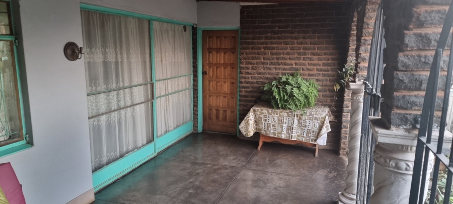 5 Bedroom Property for Sale in Danville Gauteng
