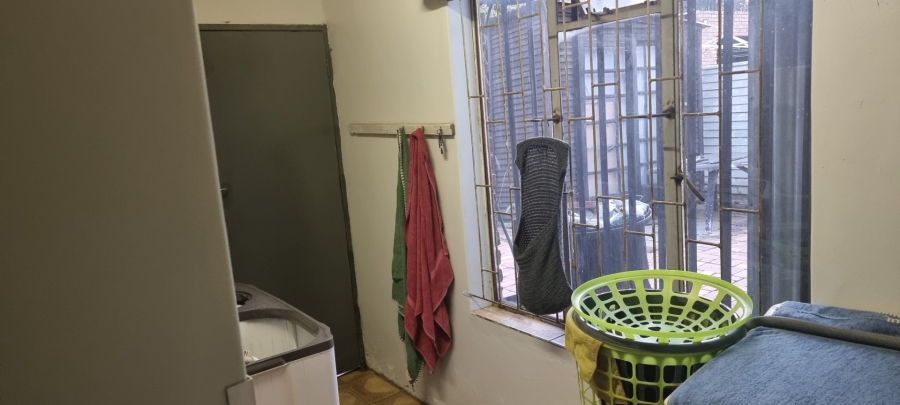 5 Bedroom Property for Sale in Danville Gauteng