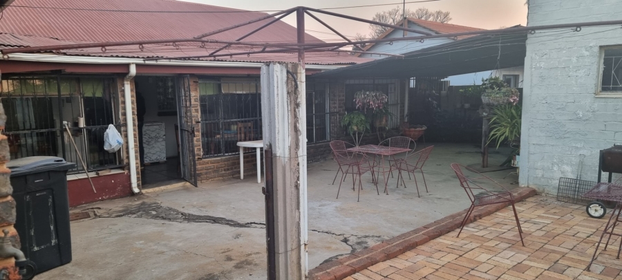 5 Bedroom Property for Sale in Danville Gauteng