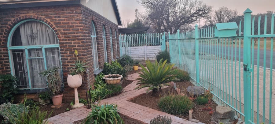 5 Bedroom Property for Sale in Danville Gauteng