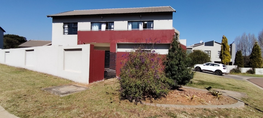 4 Bedroom Property for Sale in Eldo Village Estate Gauteng