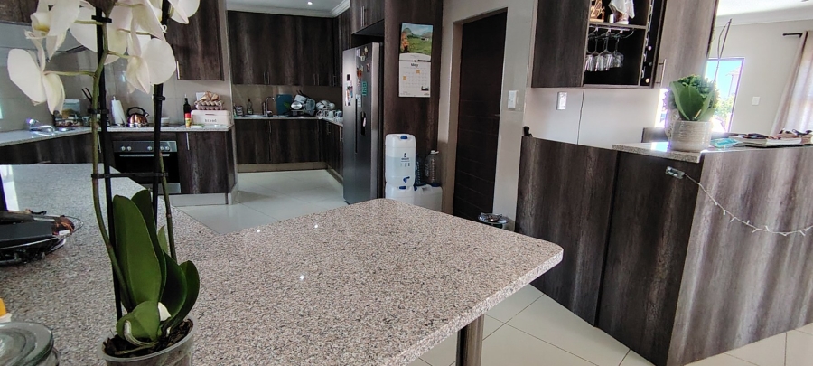 4 Bedroom Property for Sale in Eldo Village Estate Gauteng