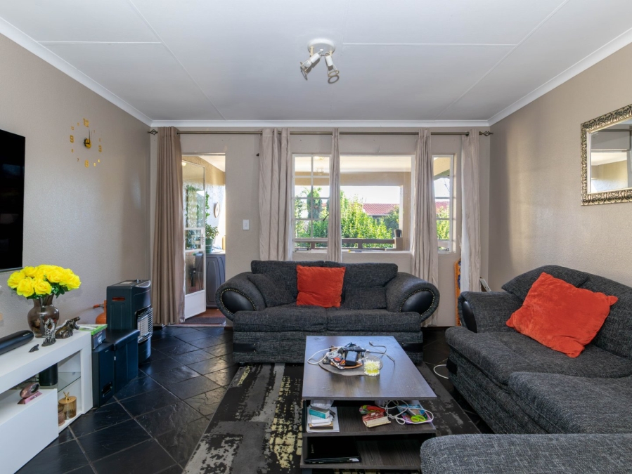2 Bedroom Property for Sale in Eden Glen Gauteng