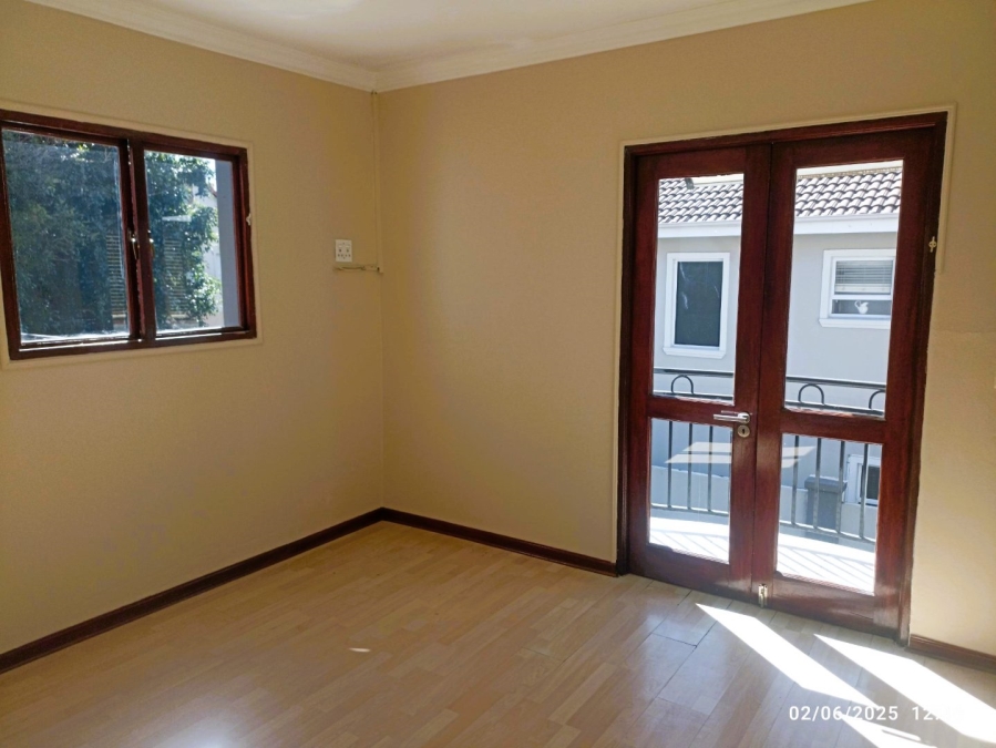 To Let 4 Bedroom Property for Rent in Broadacres Gauteng