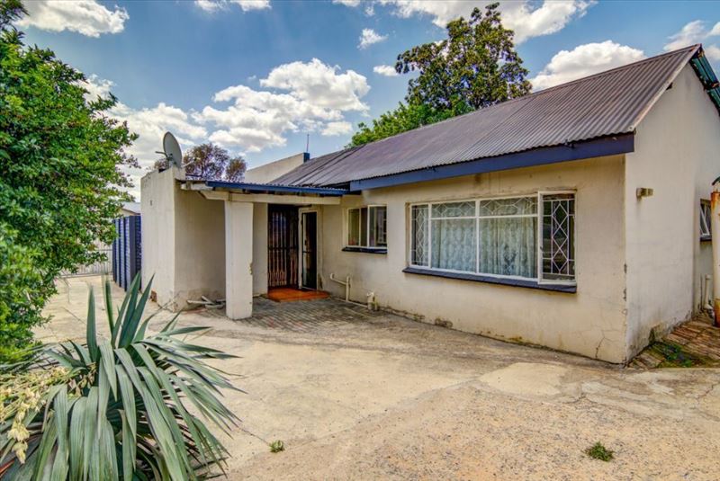  Bedroom Property for Sale in Kempton Park Ext 3 Gauteng