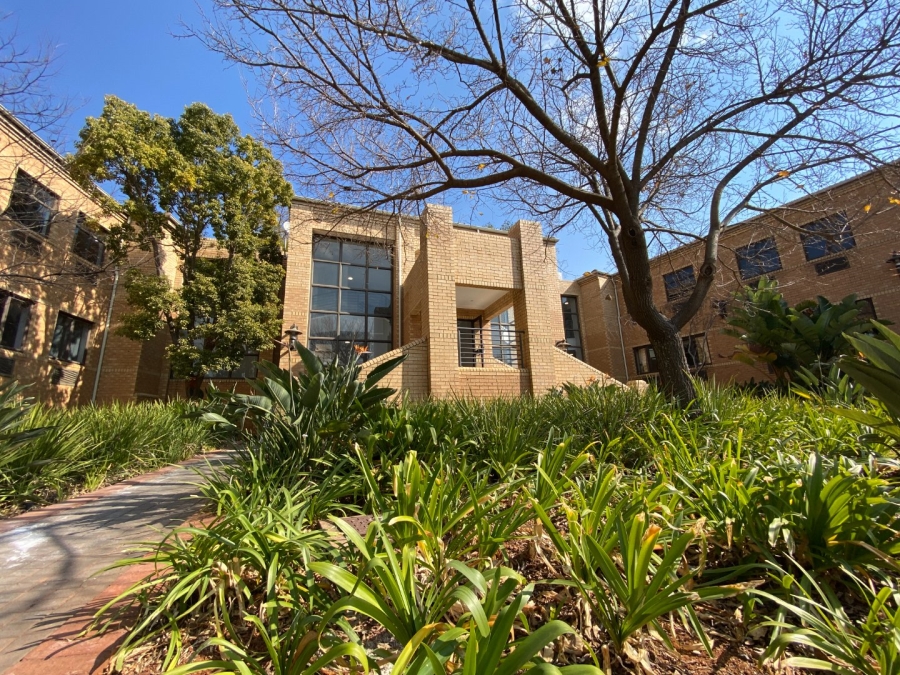Commercial Property for Sale in Faerie Glen Gauteng