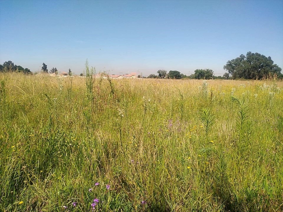  Bedroom Property for Sale in Kookrus Gauteng