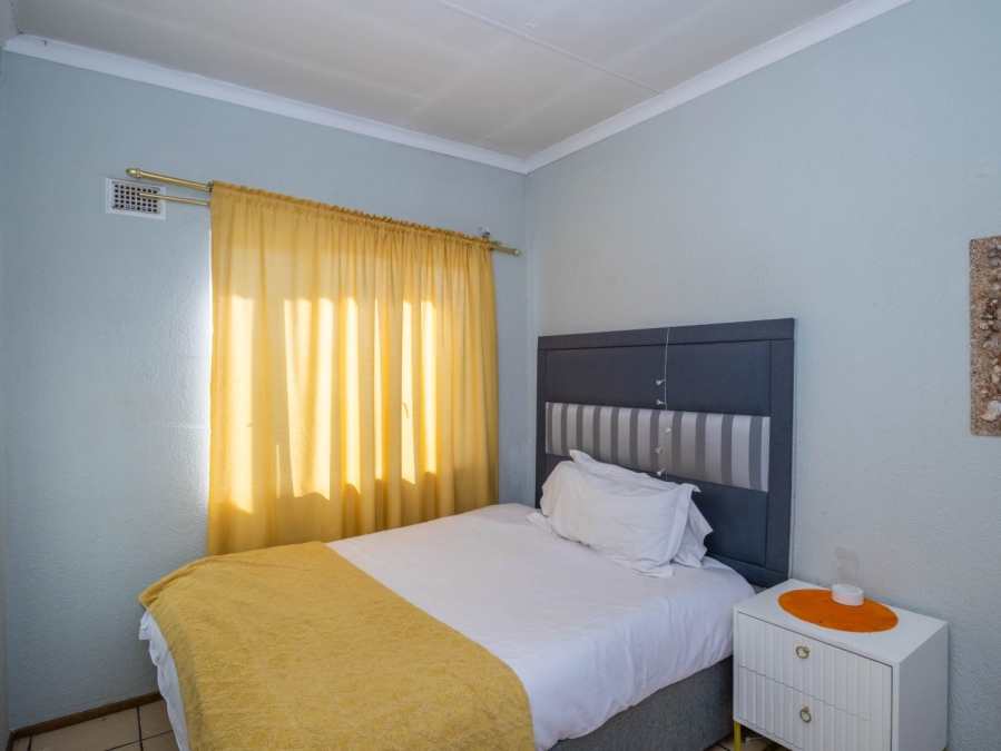 1 Bedroom Property for Sale in Eden Glen Gauteng