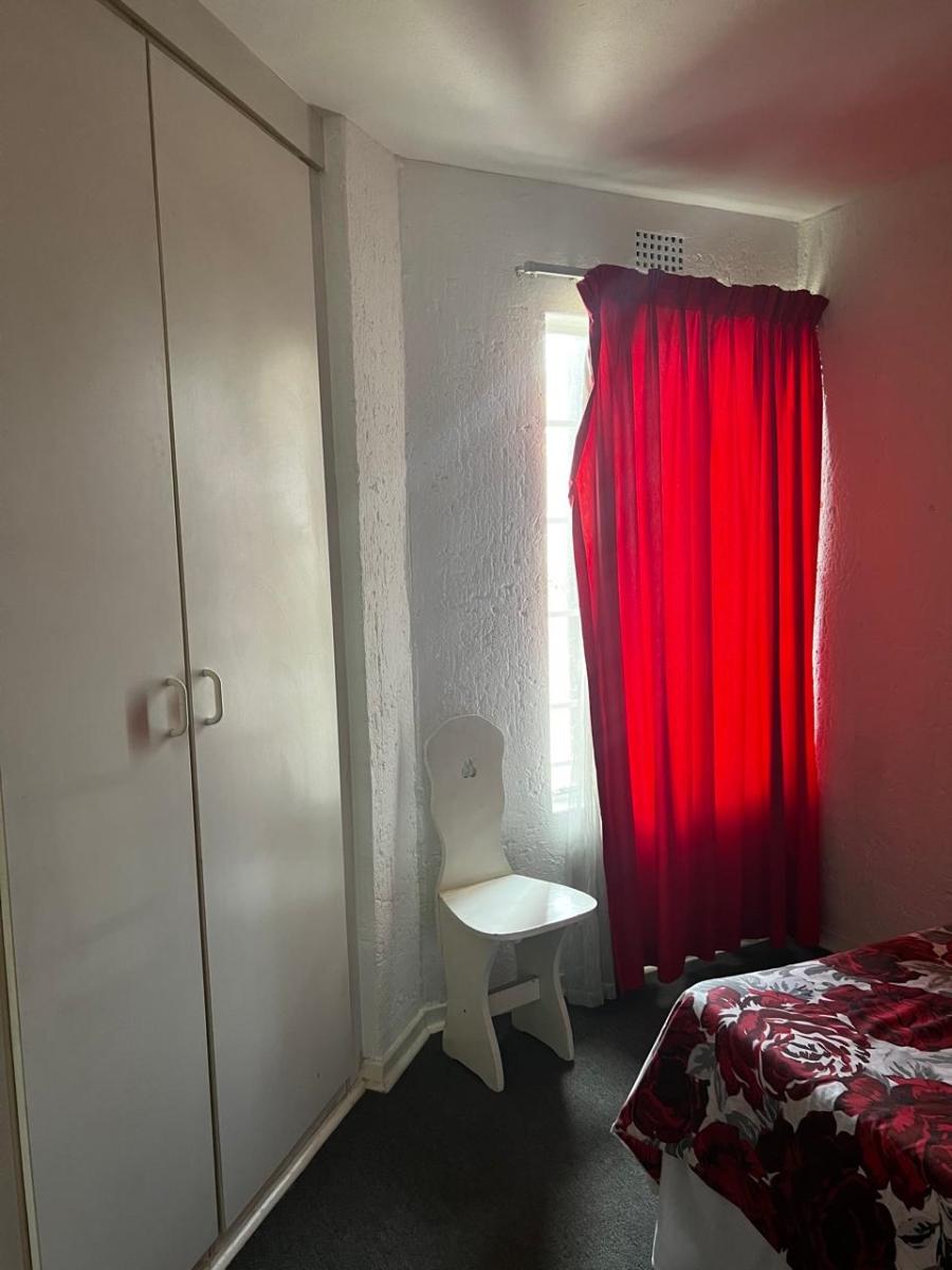 To Let 2 Bedroom Property for Rent in Vorna Valley Gauteng