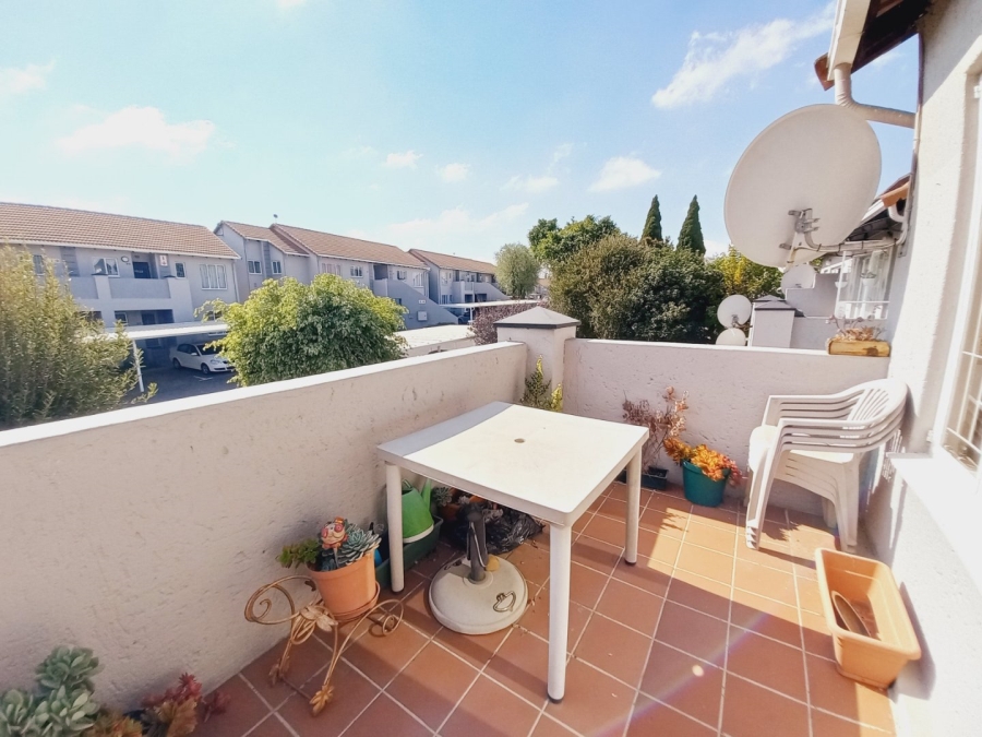 2 Bedroom Property for Sale in Eden Glen Gauteng