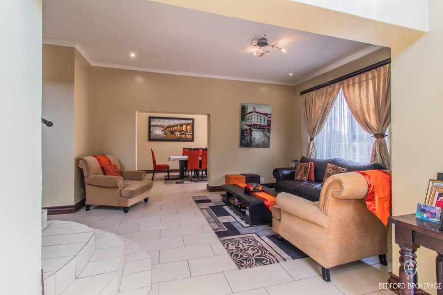 5 Bedroom Property for Sale in Kensington Gauteng