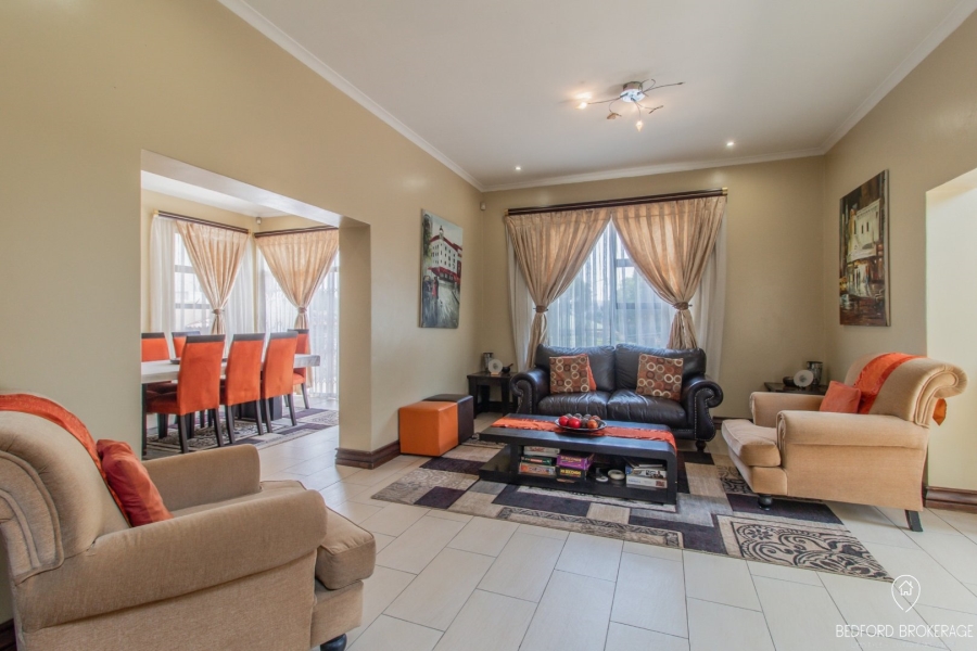 5 Bedroom Property for Sale in Kensington Gauteng