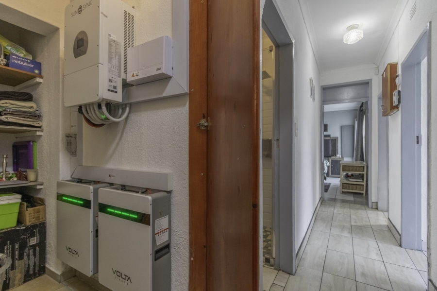 3 Bedroom Property for Sale in Bonaero Park Gauteng