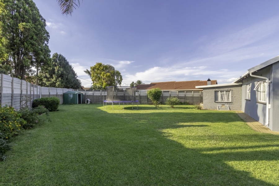 3 Bedroom Property for Sale in Bonaero Park Gauteng