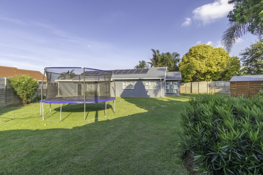 3 Bedroom Property for Sale in Bonaero Park Gauteng