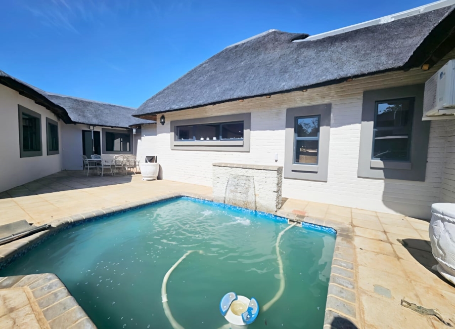 2 Bedroom Property for Sale in Henley on Klip Gauteng