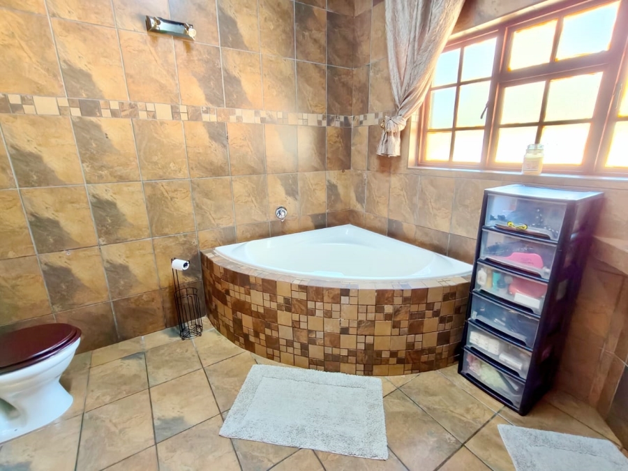 2 Bedroom Property for Sale in Henley on Klip Gauteng