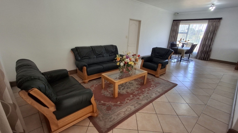 To Let 3 Bedroom Property for Rent in Raslouw A H Gauteng