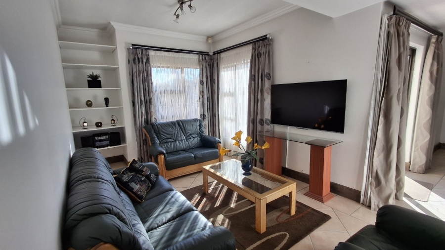 To Let 3 Bedroom Property for Rent in Raslouw A H Gauteng