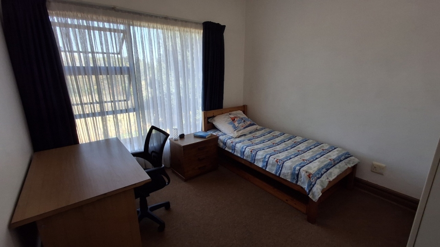 To Let 3 Bedroom Property for Rent in Raslouw A H Gauteng
