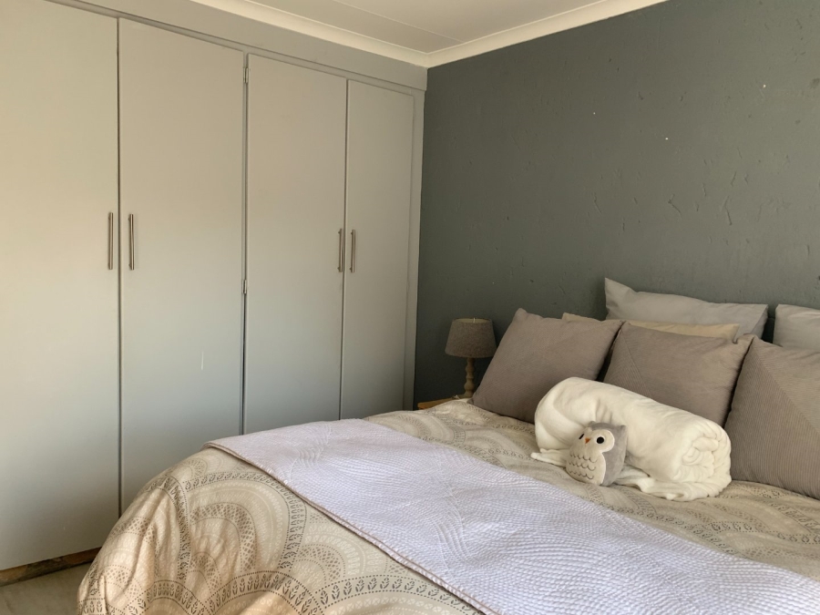 To Let 2 Bedroom Property for Rent in Hennopspark Gauteng