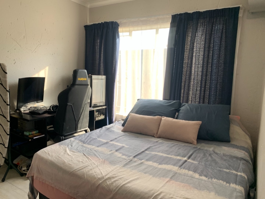To Let 2 Bedroom Property for Rent in Hennopspark Gauteng