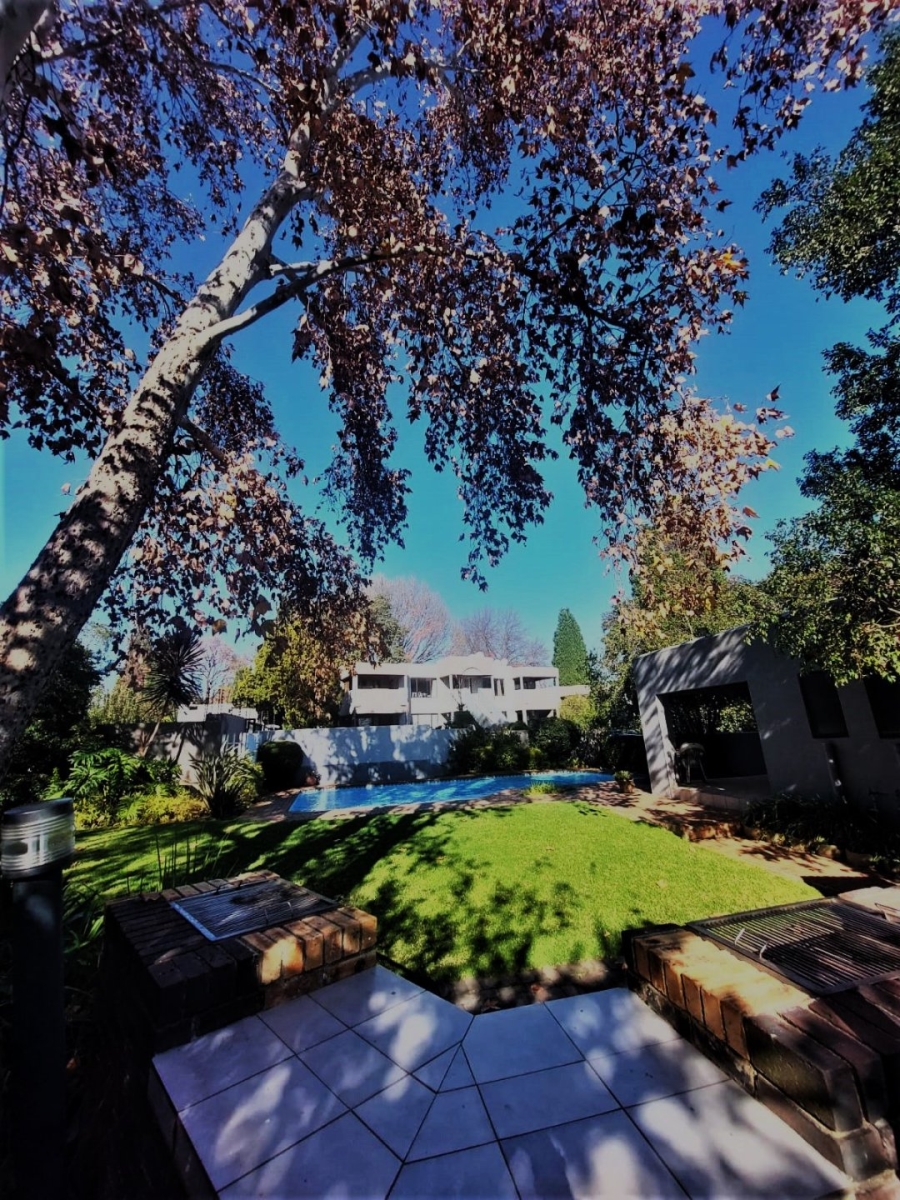 To Let 2 Bedroom Property for Rent in Craighall Gauteng
