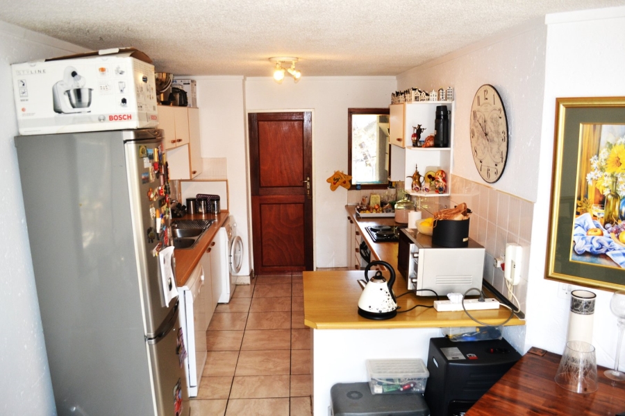 To Let 2 Bedroom Property for Rent in Craighall Gauteng