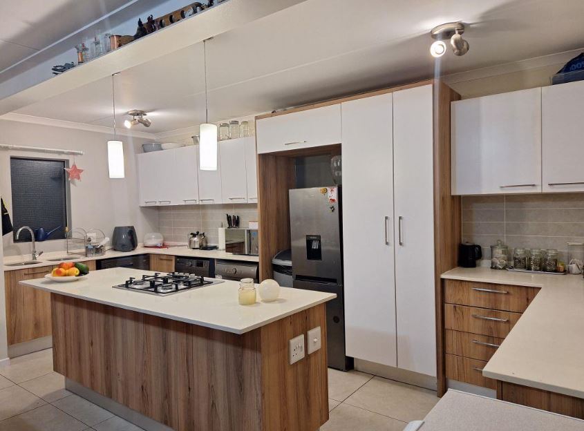3 Bedroom Property for Sale in Modderfontein Gauteng