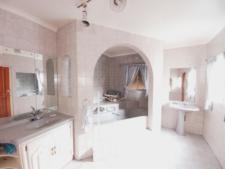 3 Bedroom Property for Sale in Primrose Gauteng