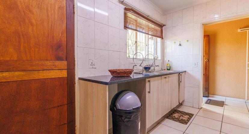 4 Bedroom Property for Sale in Mulbarton Gauteng