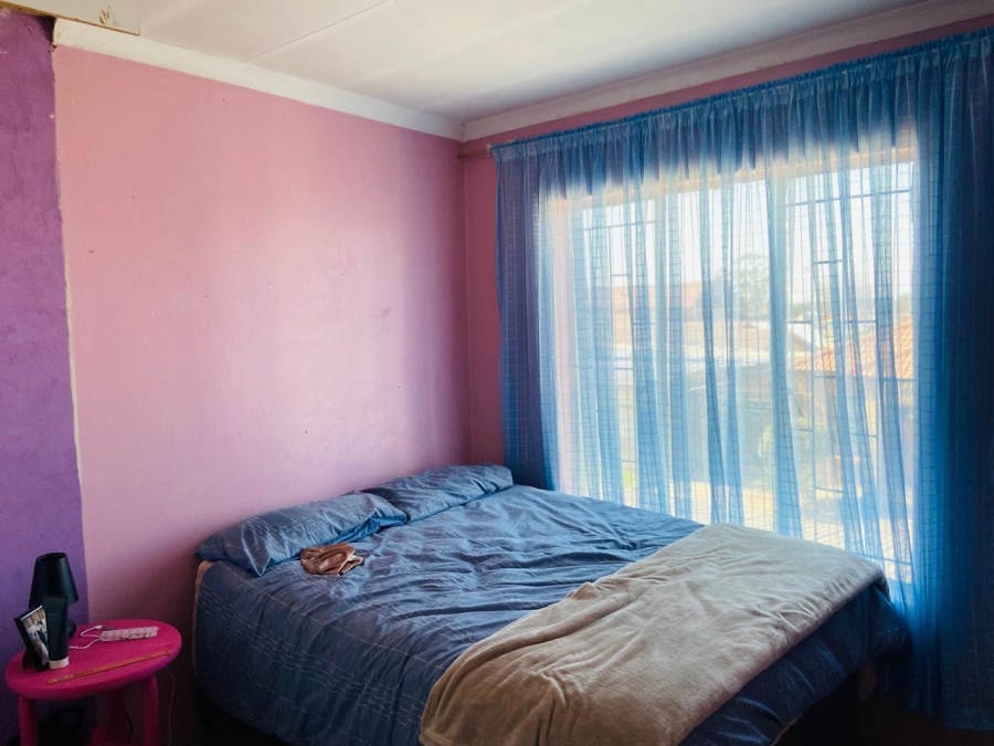 To Let 4 Bedroom Property for Rent in Reigerpark Gauteng