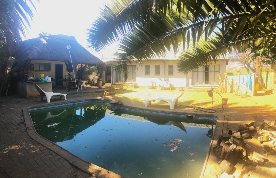 3 Bedroom Property for Sale in Vanderbijlpark SE 6 Gauteng