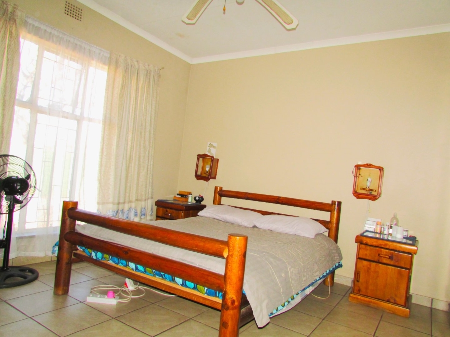 3 Bedroom Property for Sale in Vanderbijlpark SE 6 Gauteng