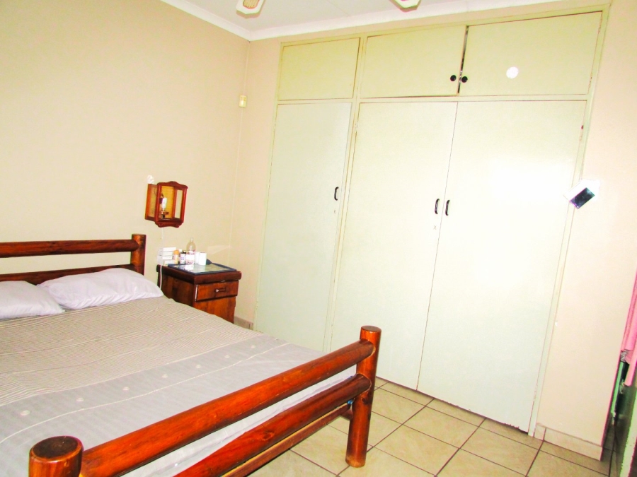 3 Bedroom Property for Sale in Vanderbijlpark SE 6 Gauteng