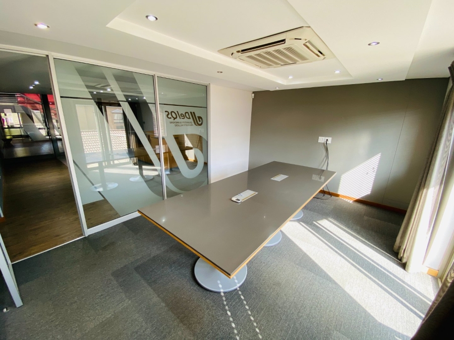 To Let commercial Property for Rent in Nieuw Muckleneuk Gauteng