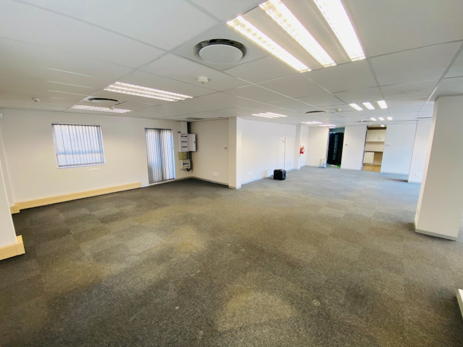 To Let commercial Property for Rent in Nieuw Muckleneuk Gauteng