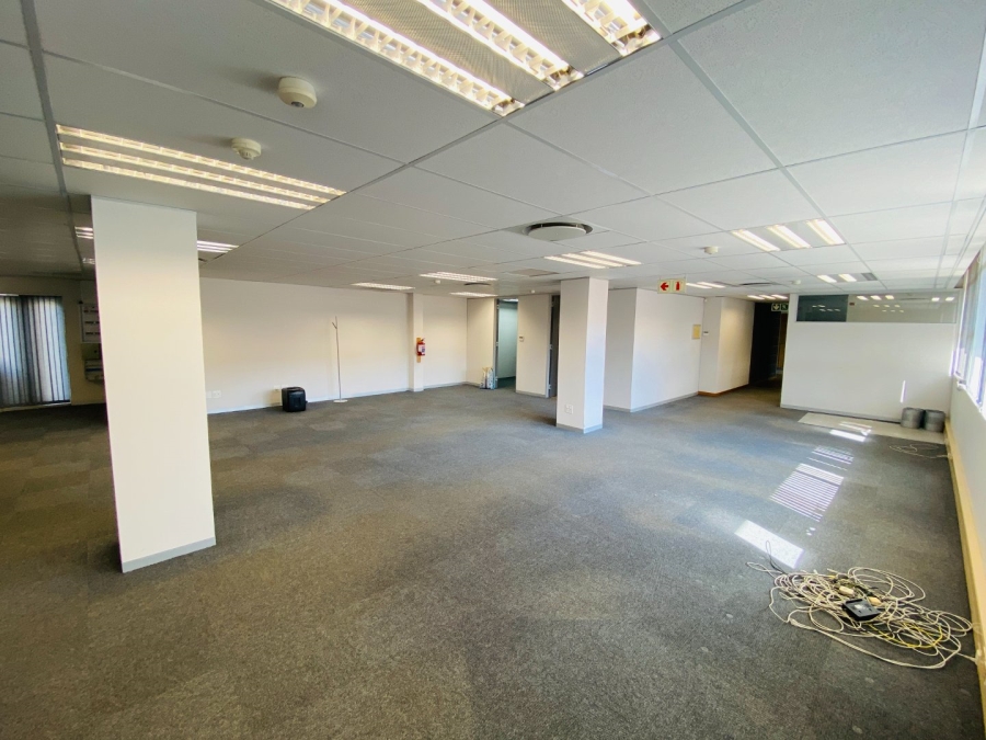 To Let commercial Property for Rent in Nieuw Muckleneuk Gauteng