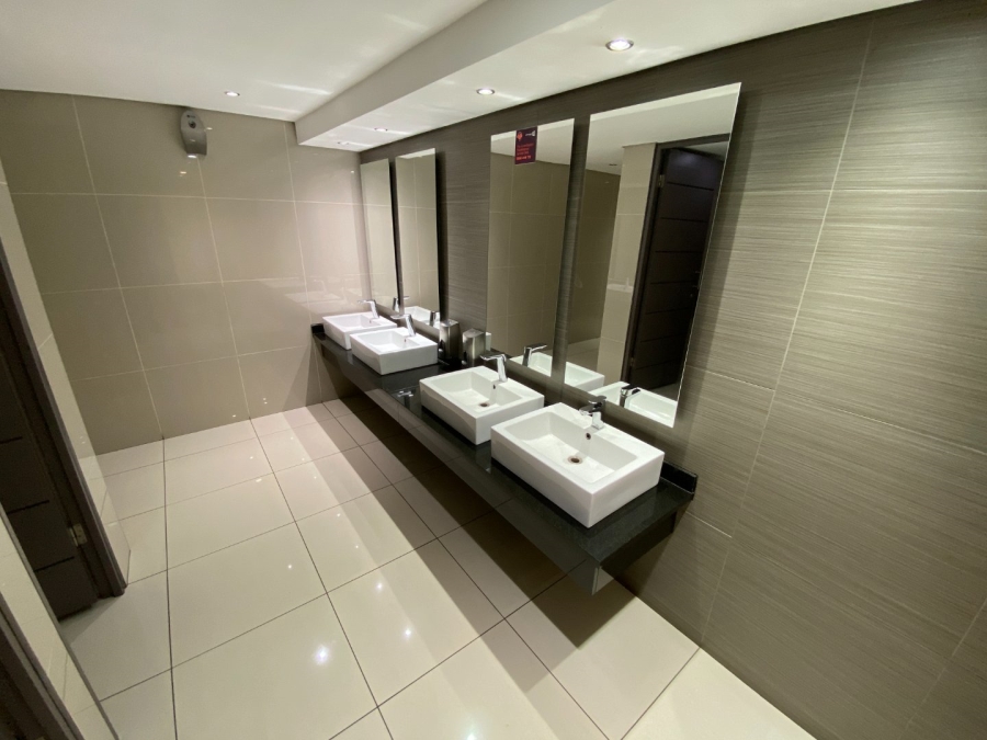 To Let commercial Property for Rent in Nieuw Muckleneuk Gauteng