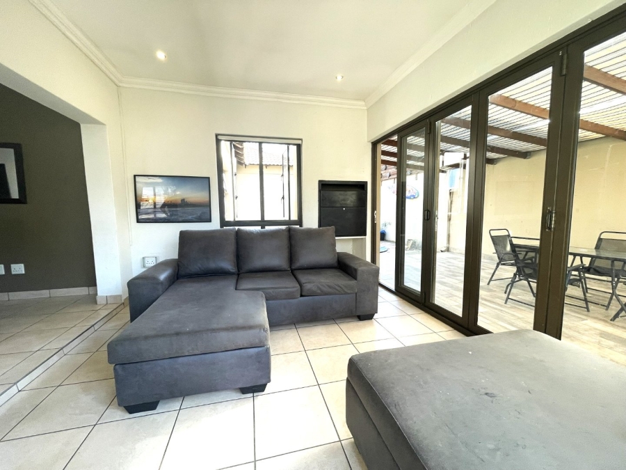4 Bedroom Property for Sale in Amberfield Valley Gauteng