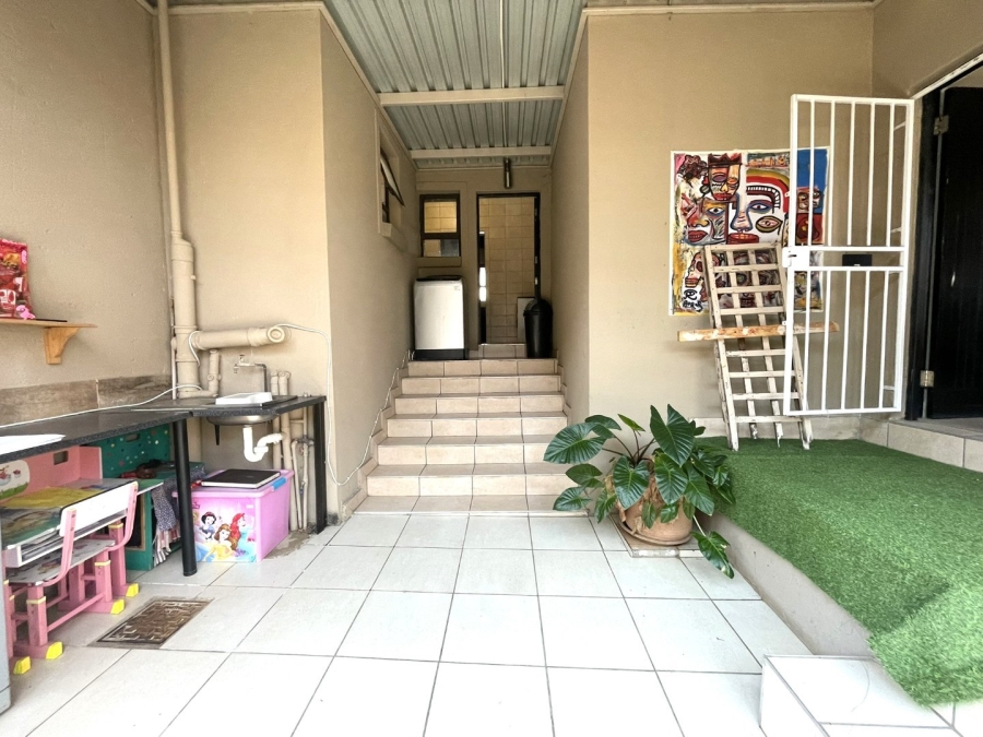 4 Bedroom Property for Sale in Amberfield Valley Gauteng
