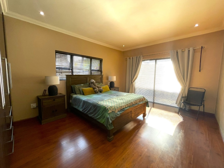 4 Bedroom Property for Sale in Amberfield Valley Gauteng